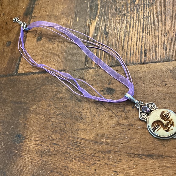 Silver Indonesian style pendant - Picture 3 of 8